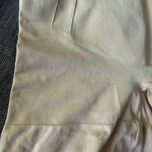 Spanx OnCore Mid-Thigh Short like new, beige shapewear