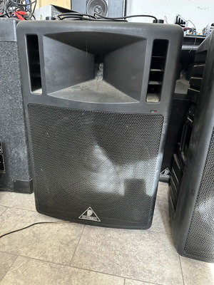 Behringer επιδαπέδια ηχεία, σετ 8