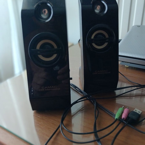 Speakers for laptop and tablet