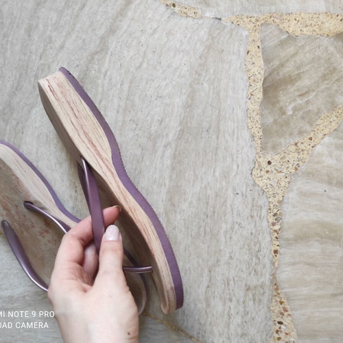 Migato platform flip flops like new, size 38, beige and purple