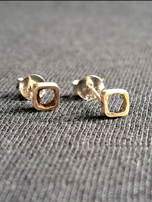 Minimal square studs earrings handmade from 925 silver