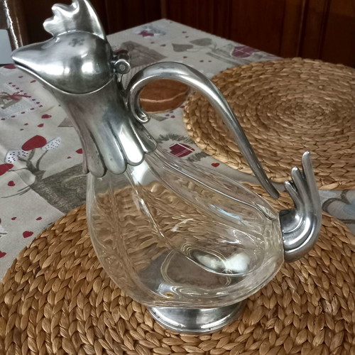 Wine carafe used, old and unique design