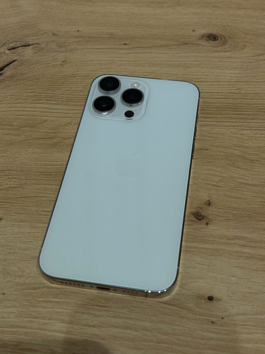 iPhone 14 Pro Max 128GB Silver in very… - € 500,00 - Vendora.cy