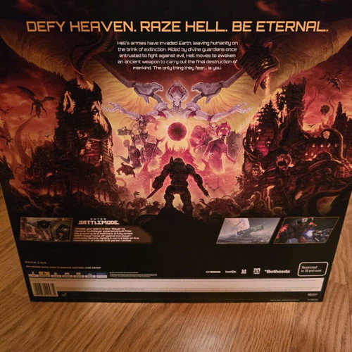 Doom Eternal Collector's Edition PS4 like new with wearable helmet