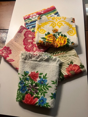 Set of large cotton face towels multicolored like new