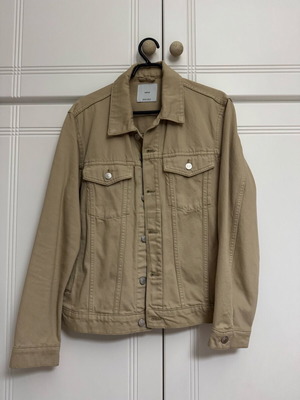 Mango denim jacket size Large like new, beige