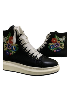 Μποτάκια Alexander McQueen καινούργια, νούμερο 38, μαύρα