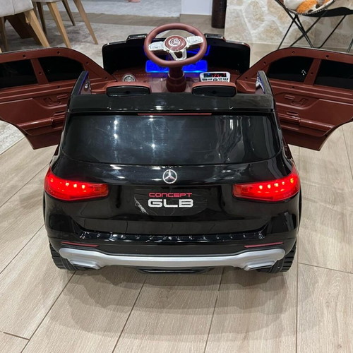 Mercedes electric car two-seater like new