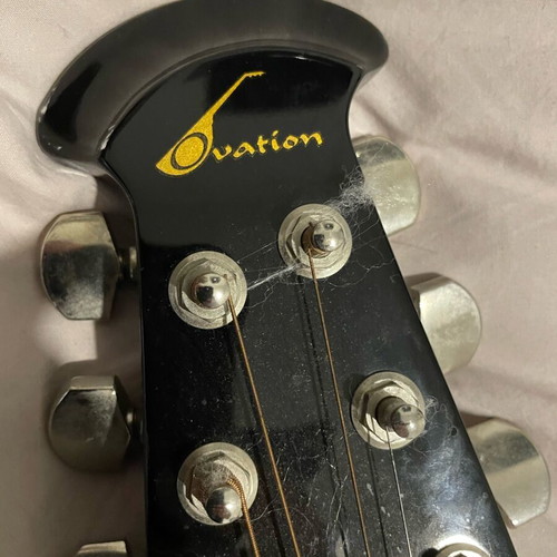 Ovation electro acoustic guitar like new Ultra series 1528