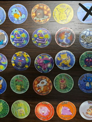 Pokemon tazos, set of 33 pieces