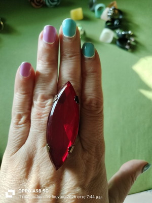 Ring large, like new, red, adjustable