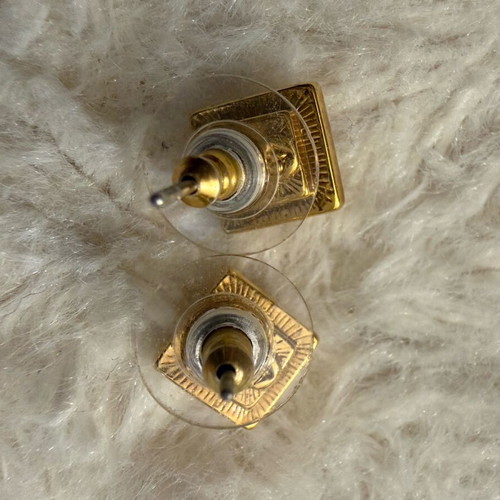 Quo Vadis stainless steel jewelry set in gold tone like new