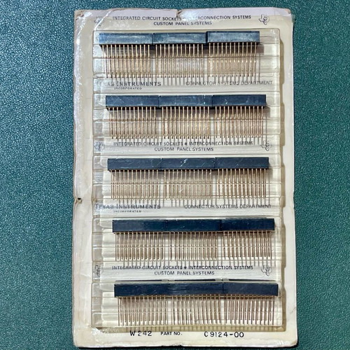 Texas Instruments Dip Sockets 24 new panel with 15 pieces for Wire Wrap