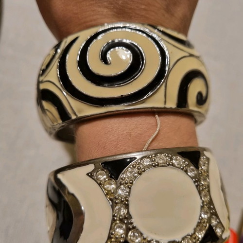 Bracelets sold separately