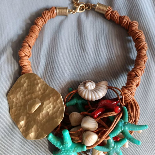 Necklace with starfish and shells new