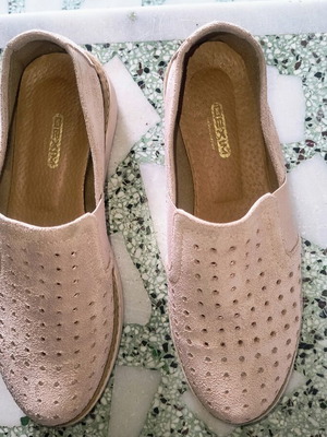 Dexim suede shoes size 38 beige like new