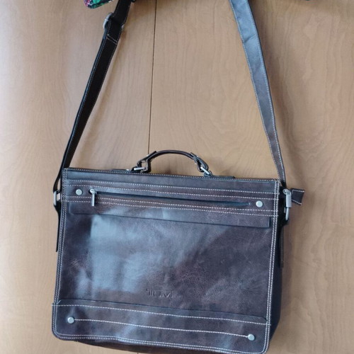 TUMI brown leather business bag like new