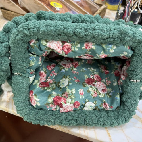 Puffy shoulder bag large size with knitted strap, new, green