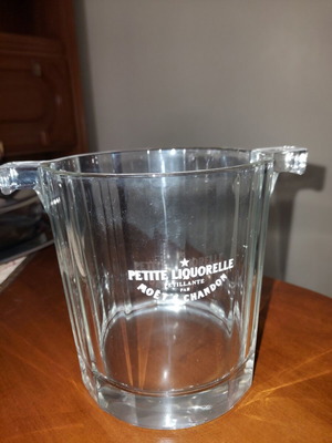 Vintage crystal ice bucket by Moët & Chandon like new