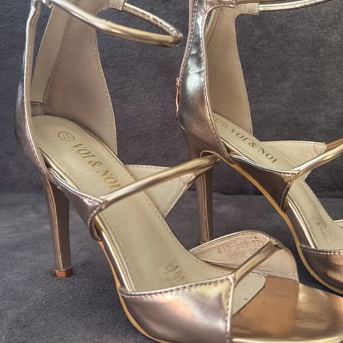 Voi Noi high heel sandals, size 37