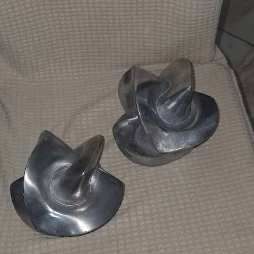 Sculptures by M. Papadakis like new