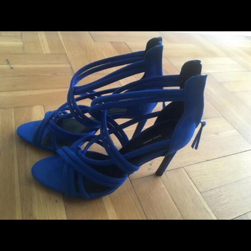 Zara blue high heels size 38 like new