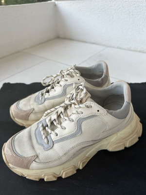 Uterque sneakers μεταχειρισμένα, μπεζ, αθλητικά, μέγεθος 39