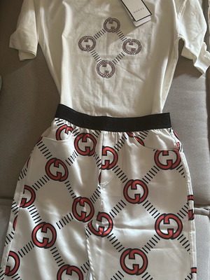 Gucci women's white set medium large new