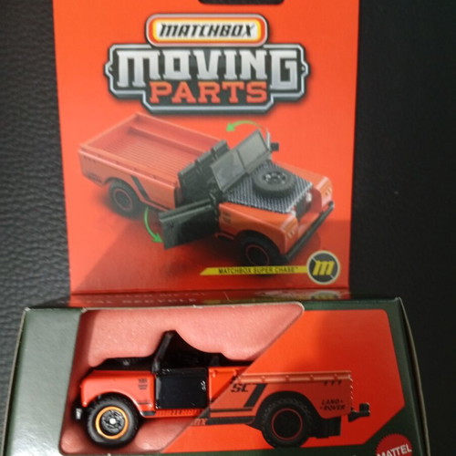 Matchbox Moving Parts Super Chase toy car new