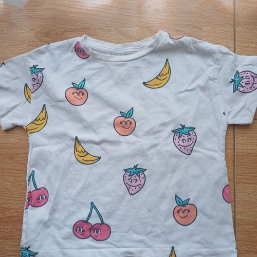 Zara t-shirt for girl 18 to 24 months used