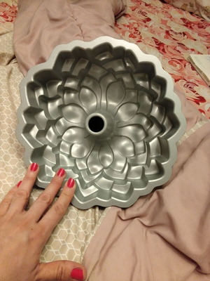 Nordic Ware Φόρμα για κέικ Blossom 25x10εκ. σειρά Toffee, Καινούργιο