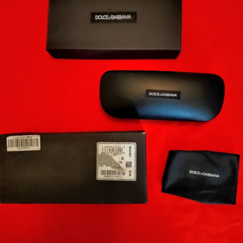 Dolce & Gabbana full glasses case set like new, black