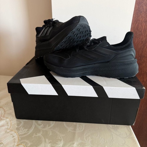 Adidas Ultraboost 5 GTX sneakers, black, size 46.5