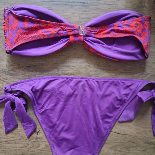 Swimsuit S/M strapless top and adjustable bottom like new, red and purple