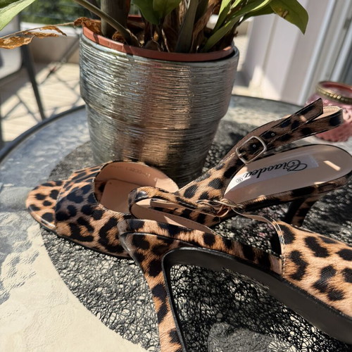 Leopard print heels, size 41