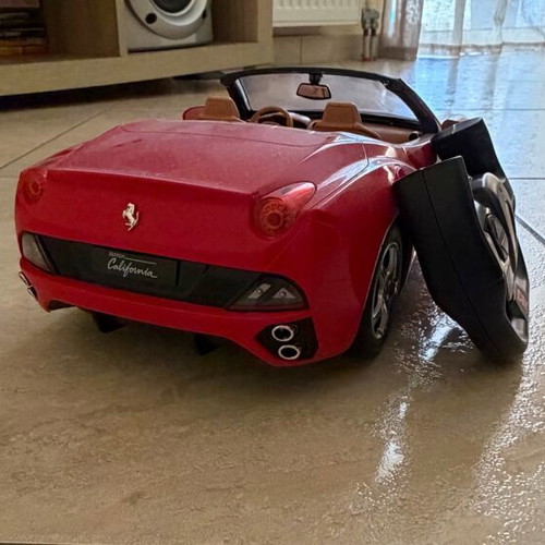 Remote control car like new