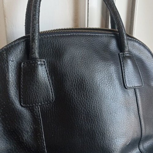 Osprey leather handbag used, black