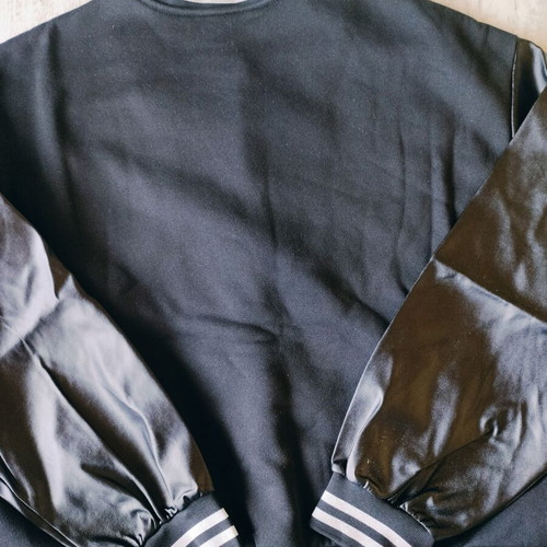 Shein jacket new, black with leather sleeves