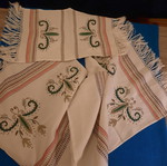 Handmade table runner set with gold thread embroidery