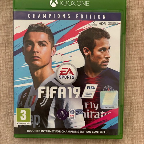 FIFA 19 Champions Edition Xbox One English used, complete