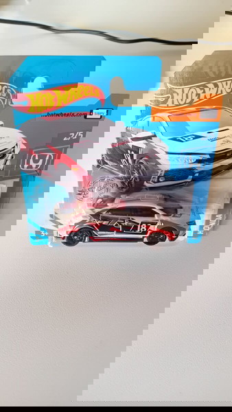 Hot Wheels 2018 Honda Civic Type R ΑΝΟΙΚΤΗ ΚΑΡΤΕΛΑ