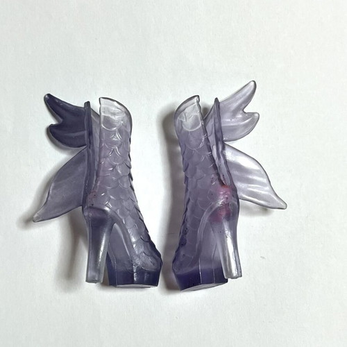 Winx doll shoes used with color mark