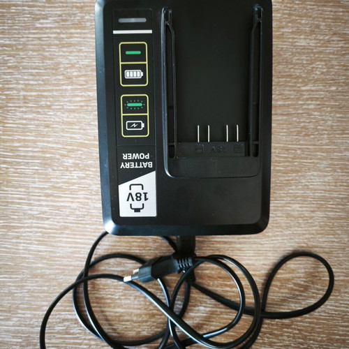 Kärcher 18V Fast Charger like new