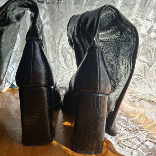 Crocodile boots like new Voi&Noi black size 38