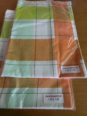 Tablecloth new, checkered pattern