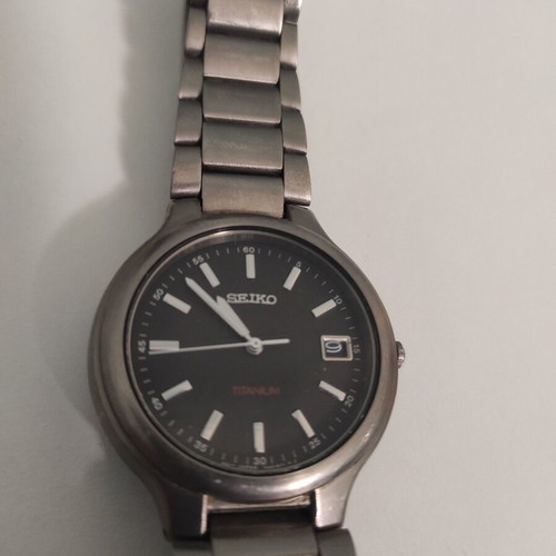 Seiko Vintage 1997 Quartz 7N42-8100 Titanium αντρικό ρολόι μεταχειρισμένο