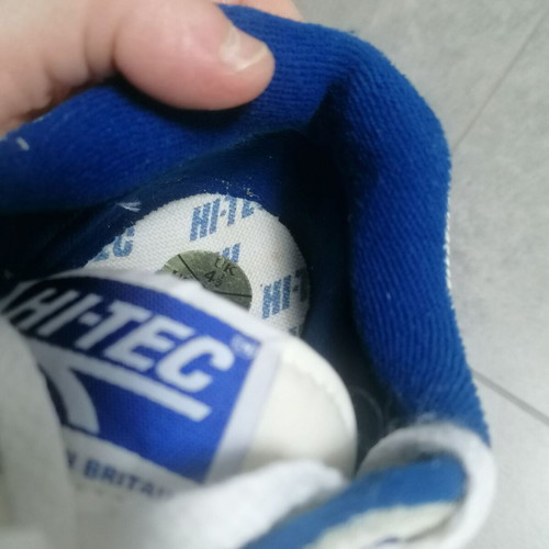 Badminton Hi-Tec Shoes new, size 37-37.5, white and blue