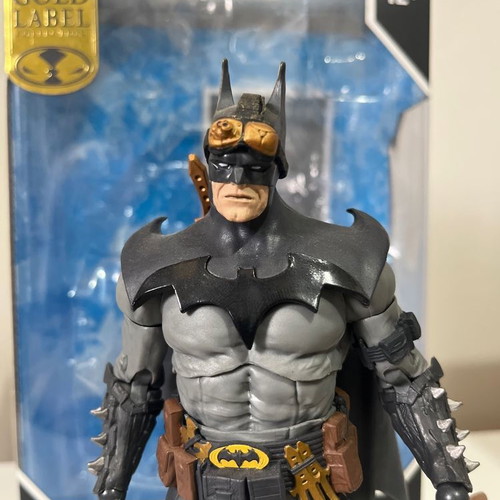 McFarlane Toys DC Multiverse Batman Last Knight on Earth Gold Label action figure