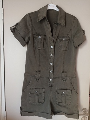 Safari style one-piece shorts like new, khaki