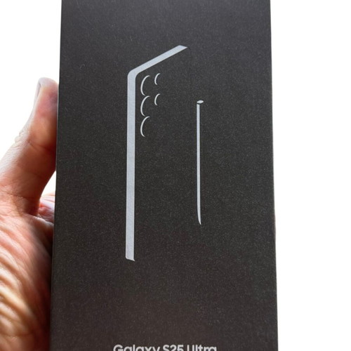 Samsung Galaxy S25 Ultra Titanium Black smartphone new, 12GB RAM, 256GB